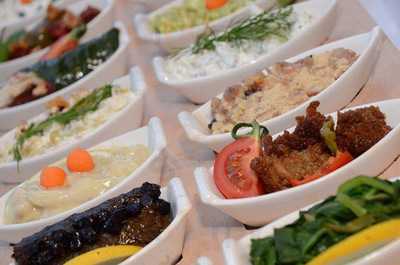 Uzum Kızı Greek Taverna