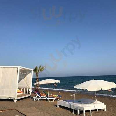 Red & White Beach Restaurant