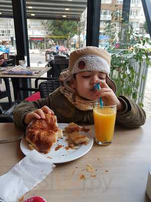 Tarihi Sarıyer Börekçisi