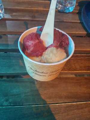 Yaşar Ustanin Sorbe Ve Dondurmasi - Cihangir Şubesi