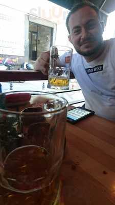 Passenger Cafe & Bistro