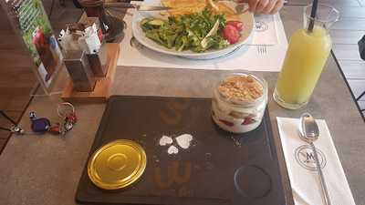 Balkonak Restaurant & Cafe