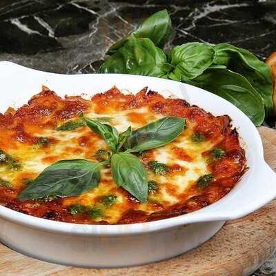 Lamba Cafe & Restaurant