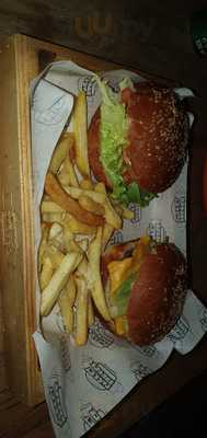 Packet Burger Bahçe