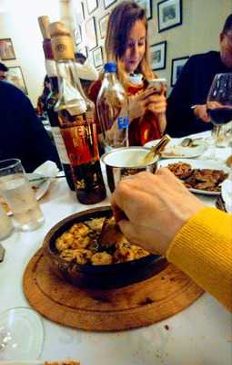 Küçük Kulüp Meyhane