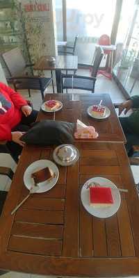 Arnavutköy Muhallebicisi