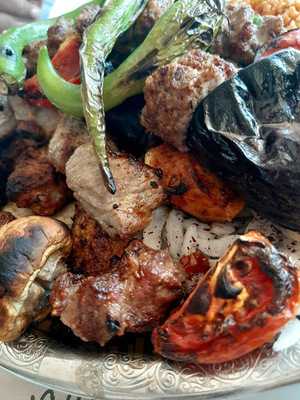 Mevlana Pide Ve Kebap Salonu