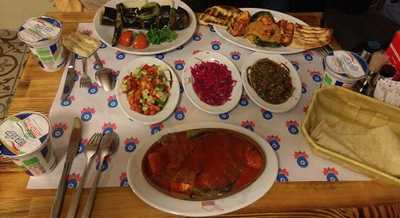 Kervan Karaköy Kebap Köfte Pide