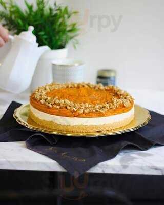 Fiyonk Bakery & Cafe