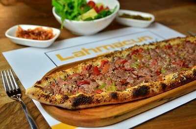 Lahmacun Dükkanı
