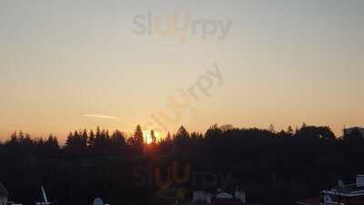 Mickey's By Las Chicas