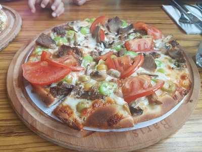 Barış Karadeniz Pide