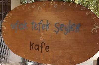 Ufak Tefek Seyler & Kafe