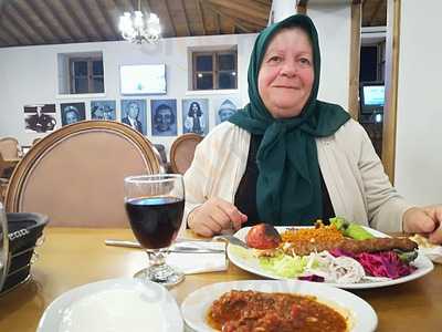 Bedir Şark Sofrası