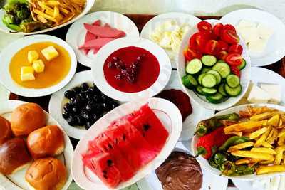 Oruçoğlu Et  Mangal Köy  Kahvaltısı