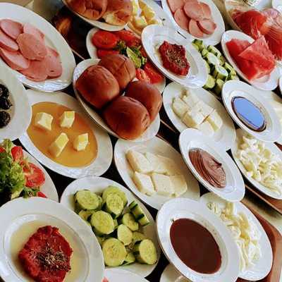 Oruçoğlu Et  Mangal Köy  Kahvaltısı