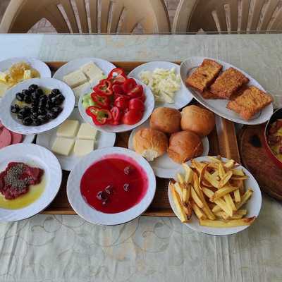 Oruçoğlu Et  Mangal Köy  Kahvaltısı