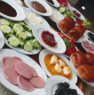 Oruçoğlu Et  Mangal Köy  Kahvaltısı