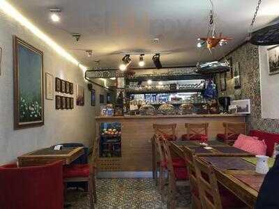 Galatalife Cafe & Restaurant