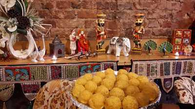 Taj-mahal Indian Restaurant