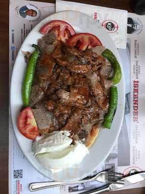 Iskender Iskenderoglu