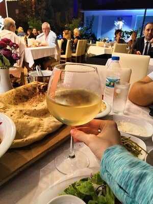 Yakamoz Ocakbasi Restaurant