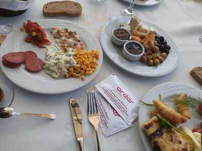 Order Lounge Cafe Bistro