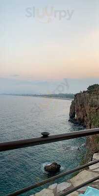 Order Lounge Cafe Bistro