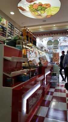 Meshur Adiyaman Cig Koftecisi Omer Usta