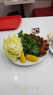 Meshur Adiyaman Cig Koftecisi Omer Usta