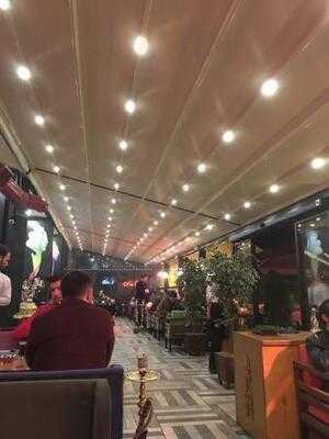 Shisha Cafe & Bistro