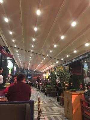 Shisha Cafe & Bistro