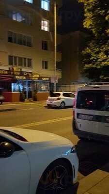 Meshur Adiyaman Cig Koftecisi Omer Usta