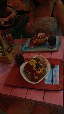 Patati Kumpir & Cafe