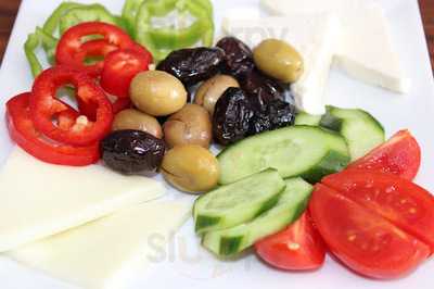 Zeliha Közde Boşnak Mutfağı Ve Börek