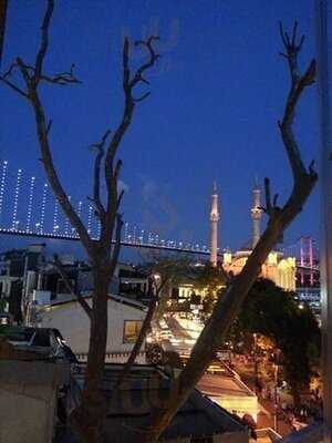 Hobo Kitchen And Bar