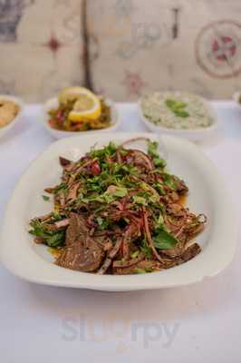 Sarnic Suit's & Kitchen