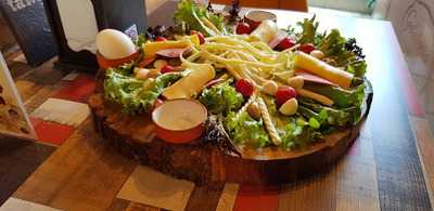 Earth Cafe Restaurant