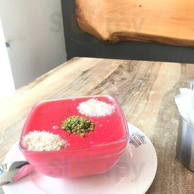 Valide Restaurant Cafe & Pattisseri