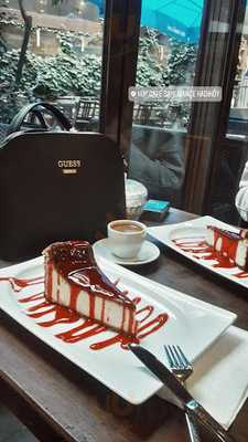 Kup Cafe Tatli Bahce