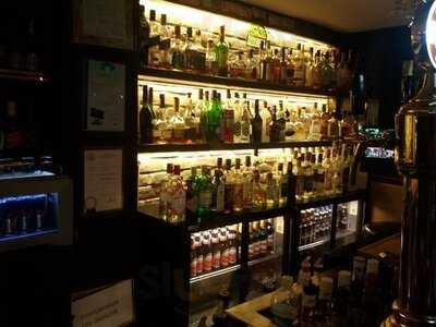 Dubliner Irish Pub Restaurant