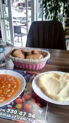 Muhtar's Karadeniz Pide Ve Yöresel Yemekler