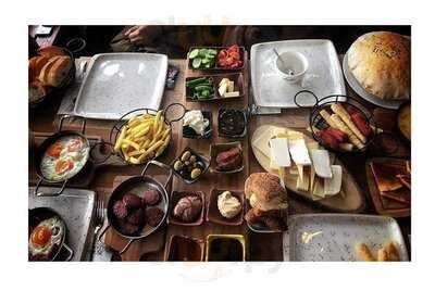 Para Cafe & Restaurant