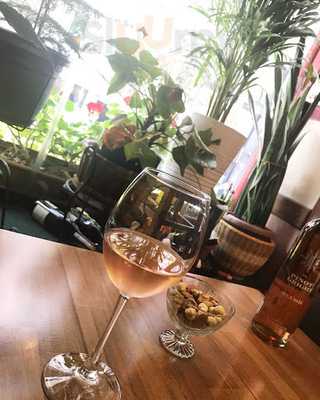 Symbol Cafe - Nişantaşı