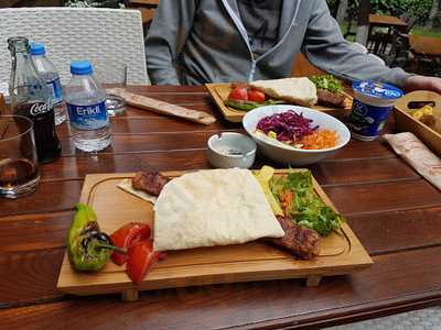 Bahçeli Et Lokantası