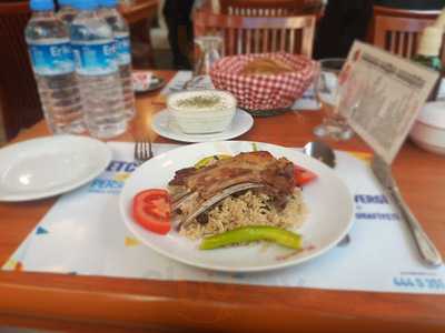 Mügem İnegöl Köftecisi