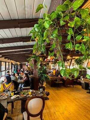 O Agacin Alti Restoran Ve Cafe