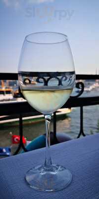 Karaköy Dedem Afrodit Balık Restaurant