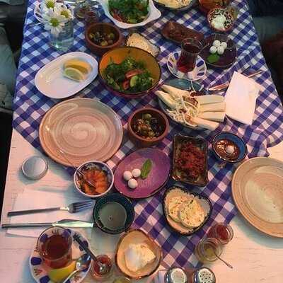 Galata Rıhtım Köftecisi