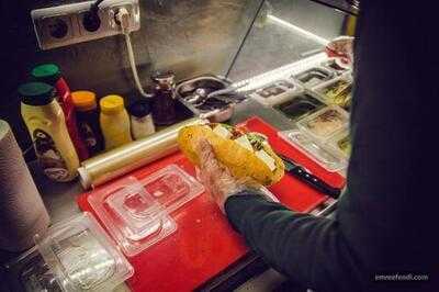 Yeldeğirmeni Sandviççisi